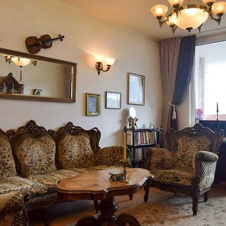 Royal 1 Bedroom With Great View In Apartment